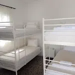 Grandma Vasiliki To Let * איוס חורה