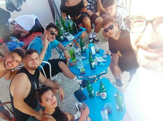 Gasthuis Grandma Vasiliki To Let *